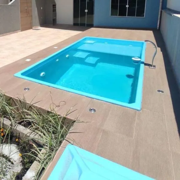 Casa com piscina em Pontal do Paraná - Balneário de Ipanema, hotel v destinaci Pontal do Paraná