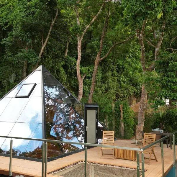 The Pyramid - Glamping at Karuna El Nido, hotel v destinaci El Nido