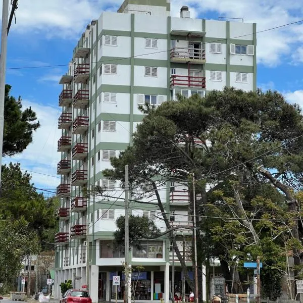 Sexto al mar, hotel di Santa Teresita