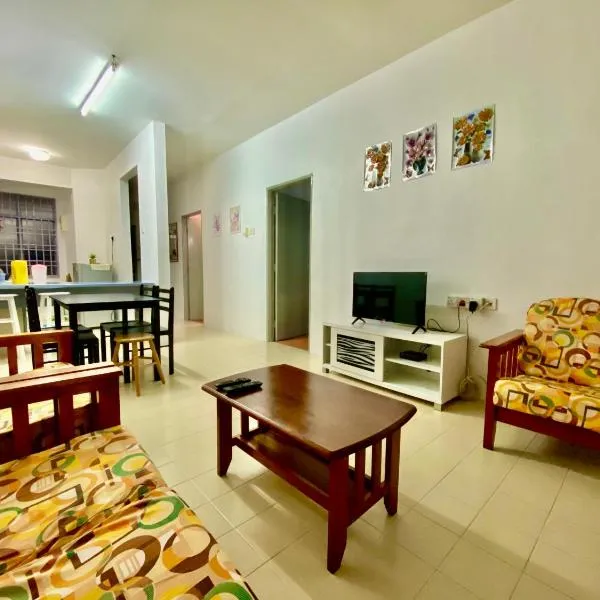 BATU FERRINGHI BAYU EMAS APARTMENT, hotel v destinaci Batu Feringgi