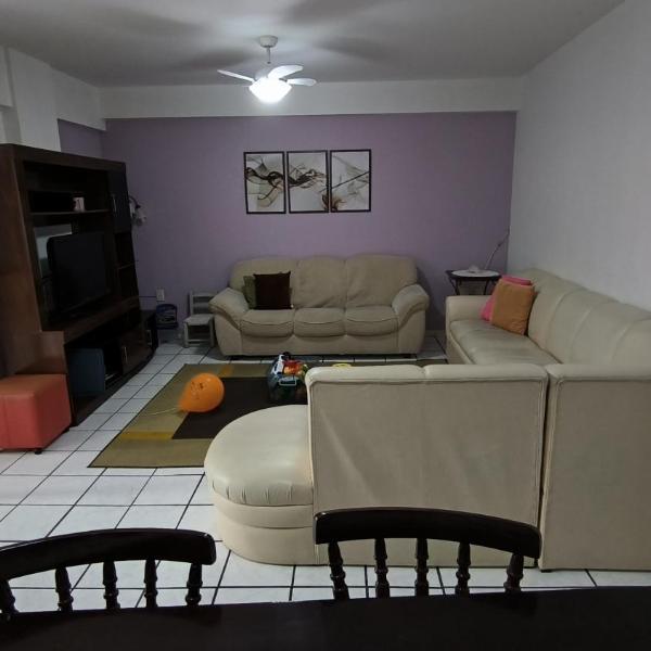 APARTAMENTO PRÓXIMO A PRAIA E SHOPPING RUSSI&RUSSI