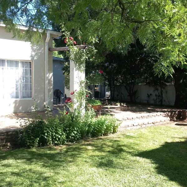 7 On Grey Guesthouse, hotel a Colesberg