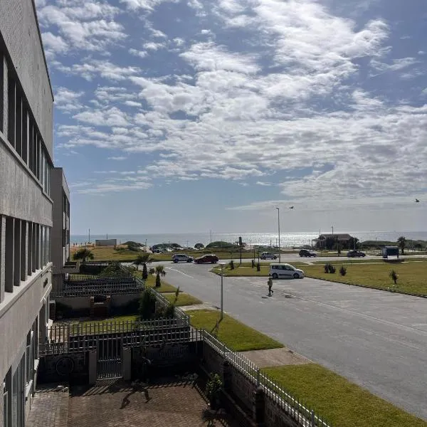 Brightways AirB&B, hotel in Summerstrand