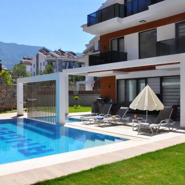Hisar Prestige D، فندق في فتحية