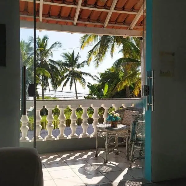 Pousada Tropicália Tranquilidade a Beira Mar，聖克魯斯－卡布拉利亞的飯店