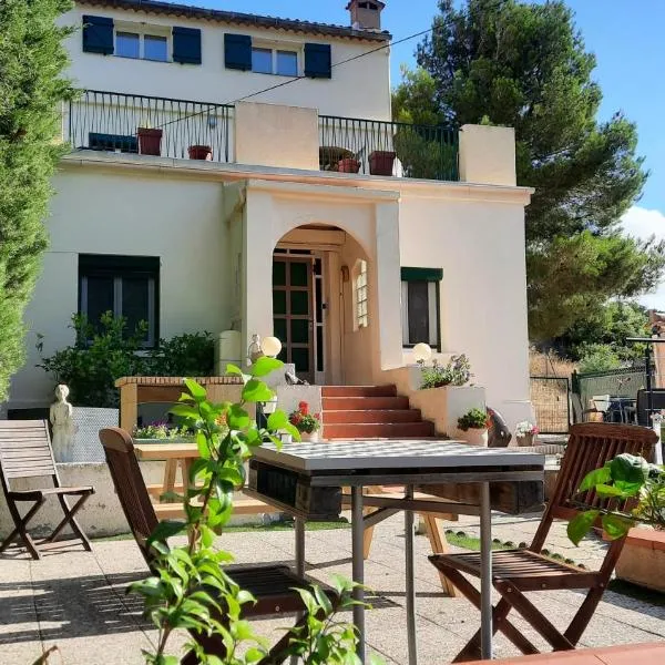 L'Amandier, hotel v destinácii Maury