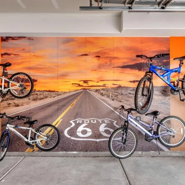 Adventure Base Camp Pet Friendly with Resort Living Pool, Arcade, Pickle-ball, hotel in Washington