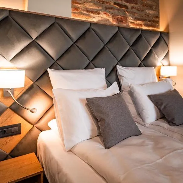 Mustang Boutique Rooms – hotel w mieście Betfia