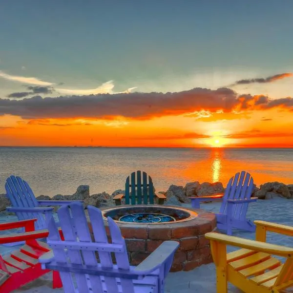 227-WIFI, New Paint, AMAZING Views, Close to BUCS stadium, hotel in Tampa