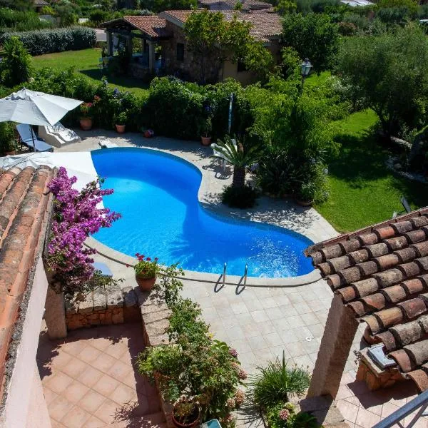 Villetta Le Rose, hotel en San Teodoro