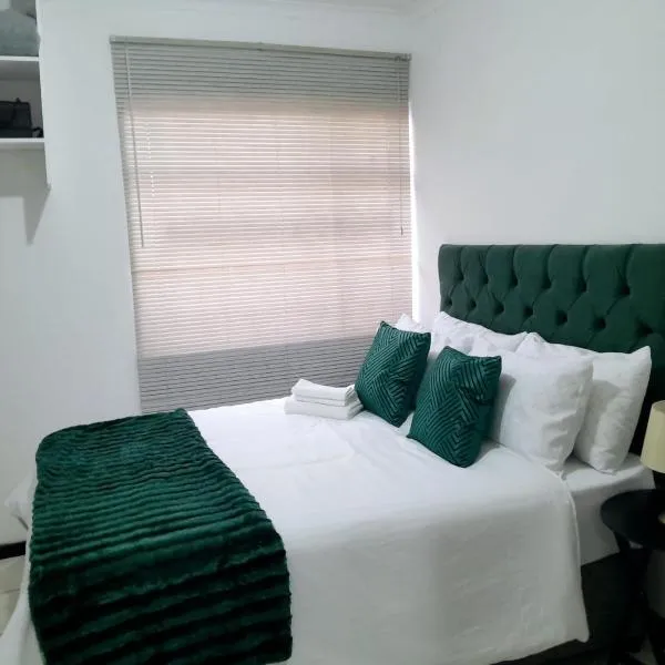 Finchley Guest House, hotel sa Vosloorus