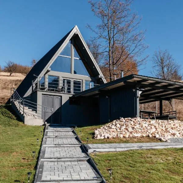 KARL's Cabin by Black & White Panoramic, hotel in Rimetea