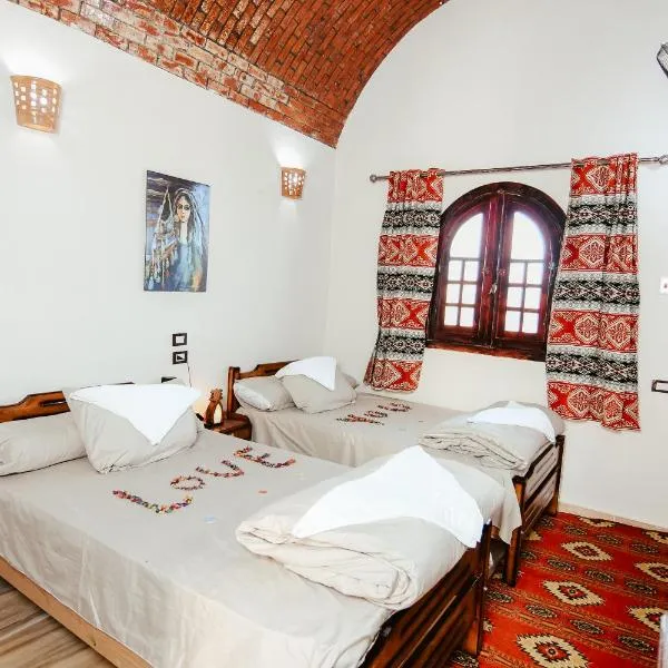 amzran hotel siwa, hotel v destinaci Siwa