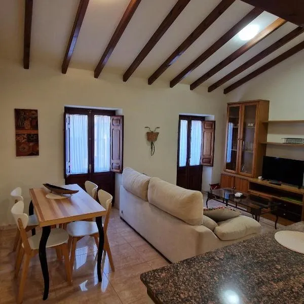 AIRAM Home MENDIZABAL, hotel ad Almansa