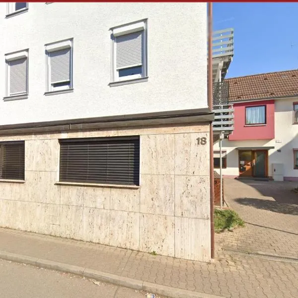 TIME OUT - 3 Zimmer Wohnung mitten in Plochingen โรงแรมในพลอคิงเงน