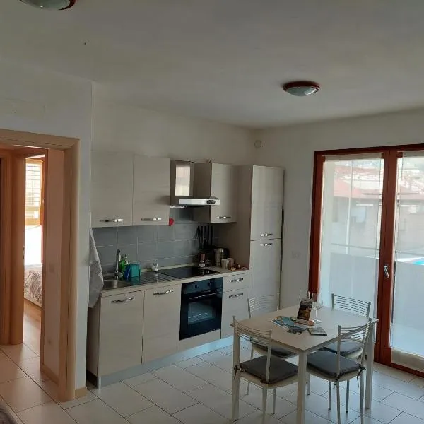 Bilocale Sondrio, hotel v destinaci Sondrio