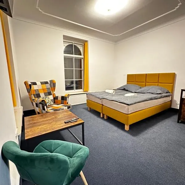 Hotel Krasnoludki, hotel v destinácii Sosnówka