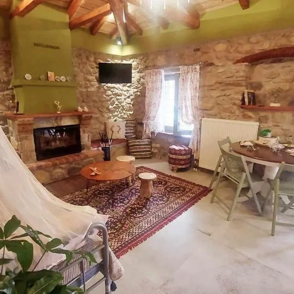 Meteora AURA HOMES、Ávraのホテル
