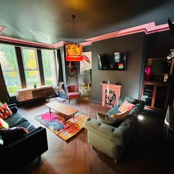 Park Mount Residences - Boutique 1 Bedroom Apartment In Leeds With Free Parking, hotel v destinácii Kirkstall