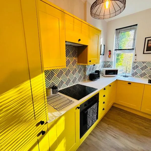 Park Mount Residences - Luxury 3 Bedroom Flat In Leeds With Free Parking – hotel w mieście Kirkstall