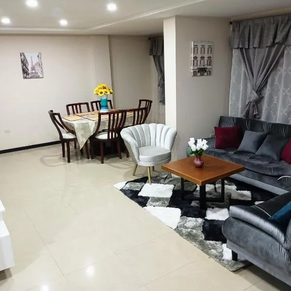 Departamento Grande con Jacuzzi, hotel v destinaci Cuenca