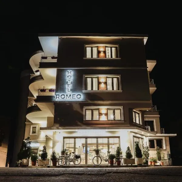 Hotel Romeo, hotel in Korçë