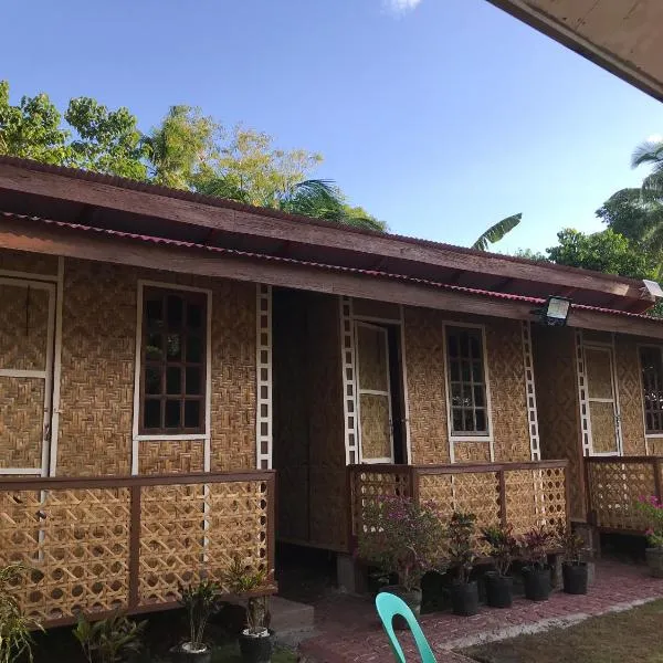 Chloe’s Paradise Hostel, hotel in Batuan