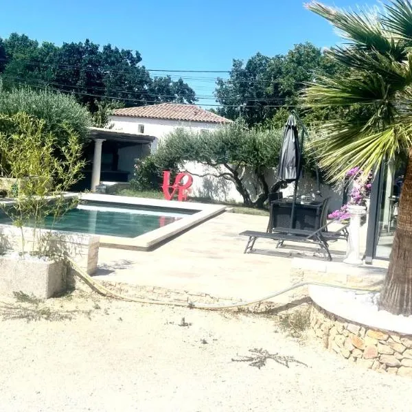 Havre de paix, hotel v destinácii Montaren-et-Saint-Médiers