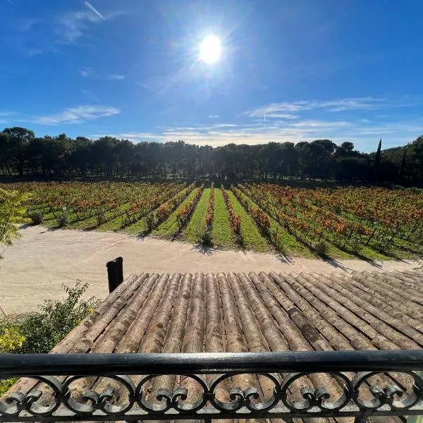 Appartement unique dans le domaine de la sangliere, hotel v destinácii Bormes-les-Mimosas