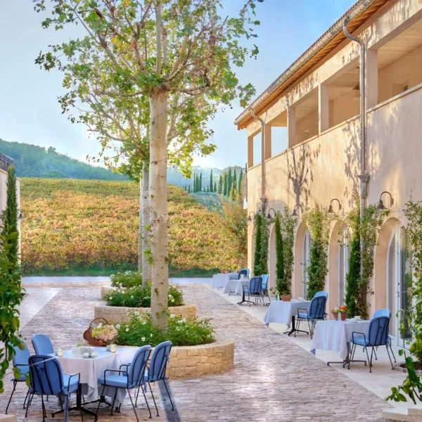 Auberge La Coste – hotel w mieście Le Puy-Sainte-Réparade