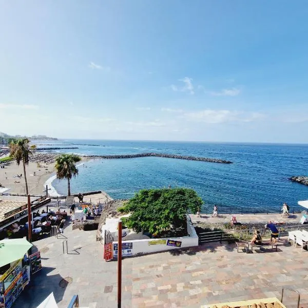 Fantastic 3 bedroom next playa Las Américas & WIFI FREE, hotel v destinácii Playa Fañabe