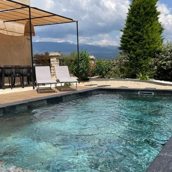 LA VILLA 81, hotel in Mormoiron