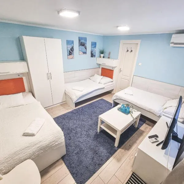 Szivárvány Panzió, Hotel in Szeged