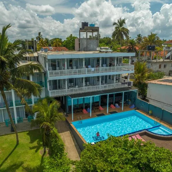BeachMirissa Hotel, hotel di Watagedaramulla