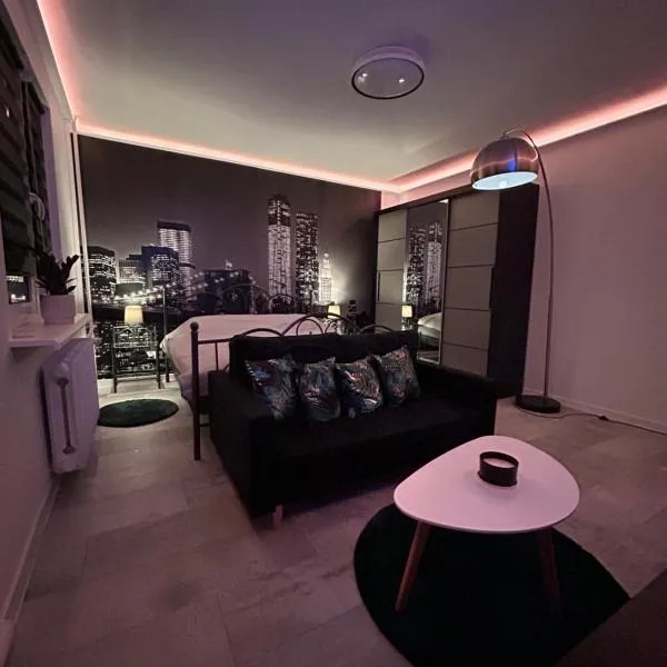 New Classic Górne, ξενοδοχείο σε Pila