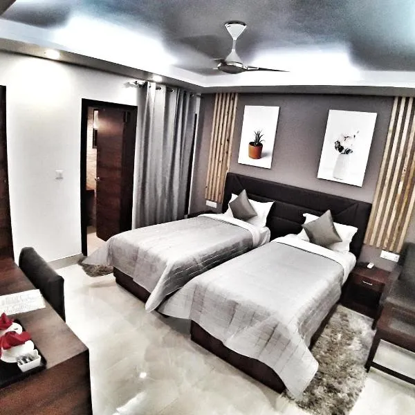 Airport Hotel Delhi Aerocity, 15 Mins Yashobhoomi, hotel di New Delhi