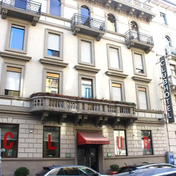 クラブ ホテル（Club Hotel）、パデルノ・ドゥニャーノのホテル