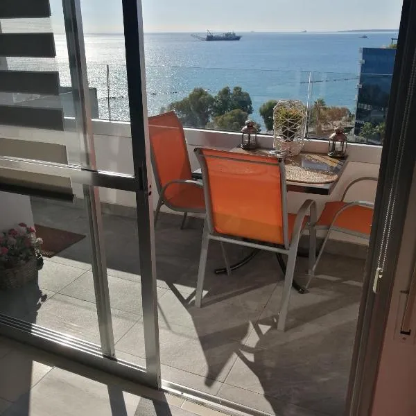 Amazing Sea Place, hotel in Limassol