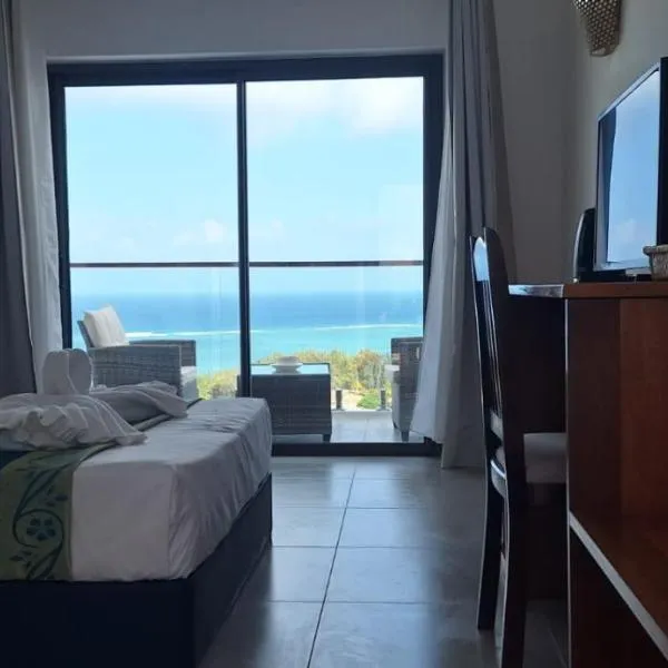 Le Marin, Rodrigues Island – hotel w mieście Tambe