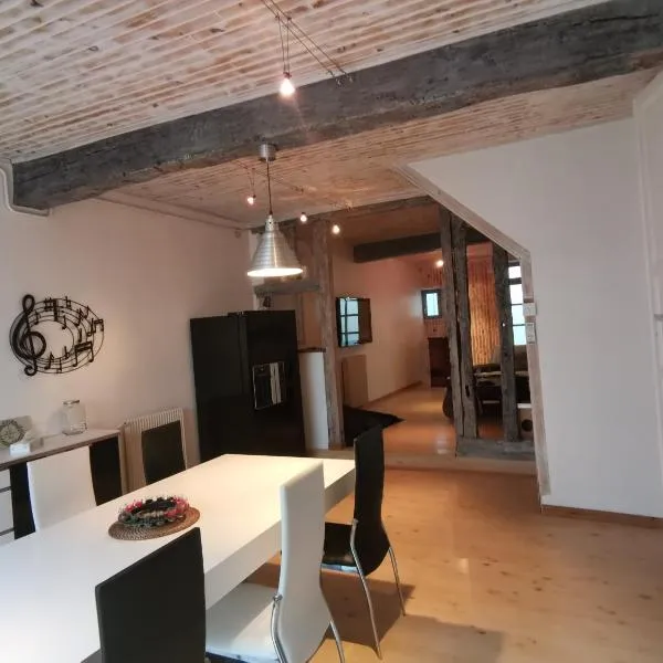 Maison centre ville, hotel v destinaci Nérac