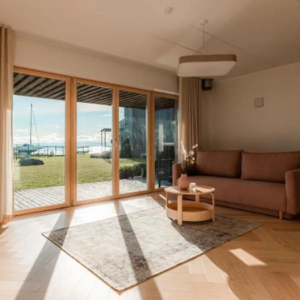 Kaluri Seaview Apartment, hotel in Kuressaare