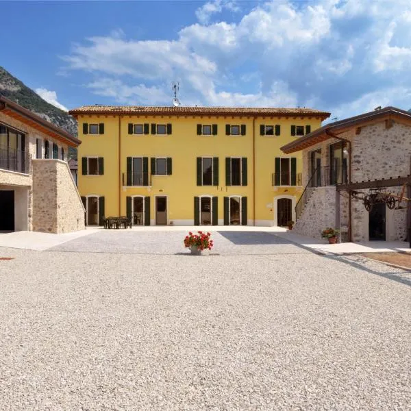 Agriturismo Tre Forti, hótel í Rivoli Veronese