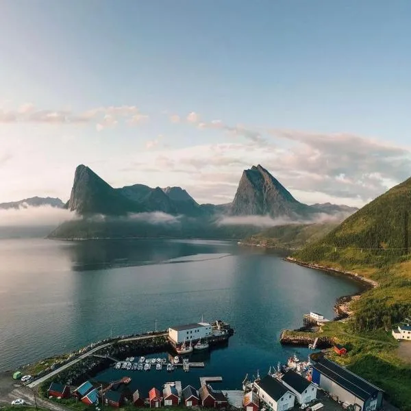 Senja Living, hotel i Stonglandseidet