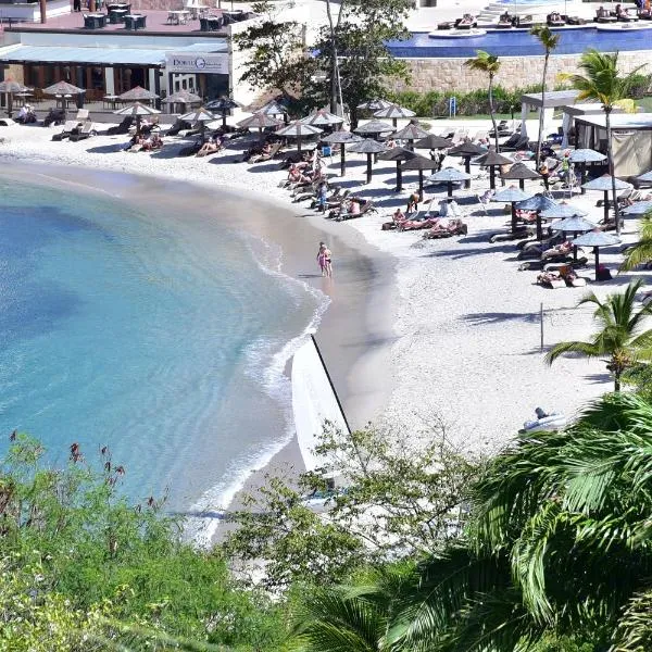 Beachfront Cozy Apt, hotel u gradu Gros Islet