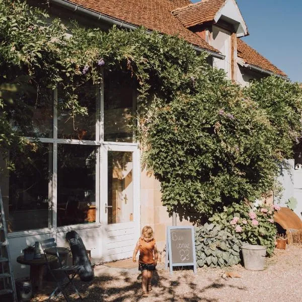 Domaine Bleu Celeste, hotel di Bessais-le-Fromental