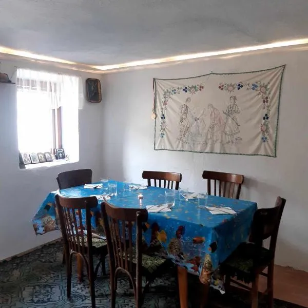 Апартамент Стар стил Old style, hotel in Raduil