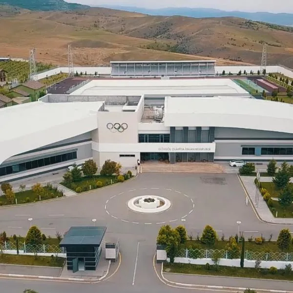 Arena Hotel Goygol, хотел в Хан