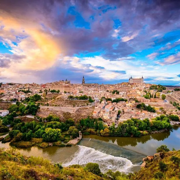 Puy du Fou alojamiento de Julieta, hotell i Mocejón