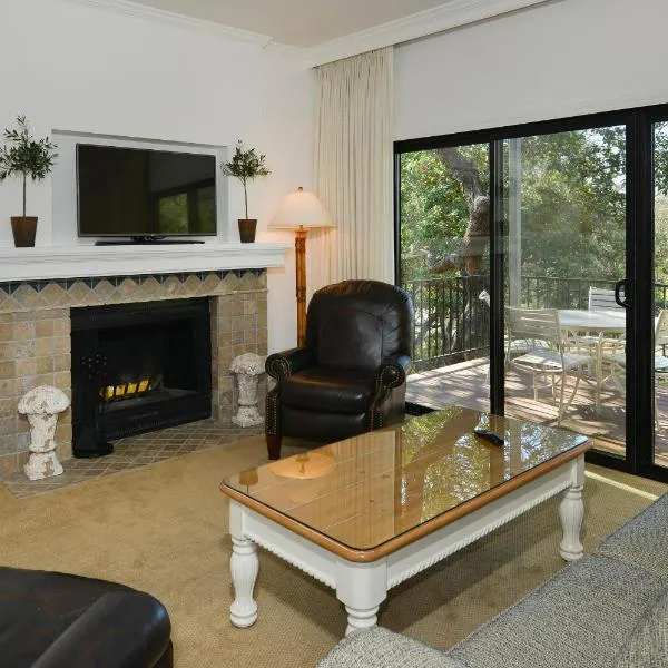 Charming 2 bd Condo at Silverado, hotel in Napa