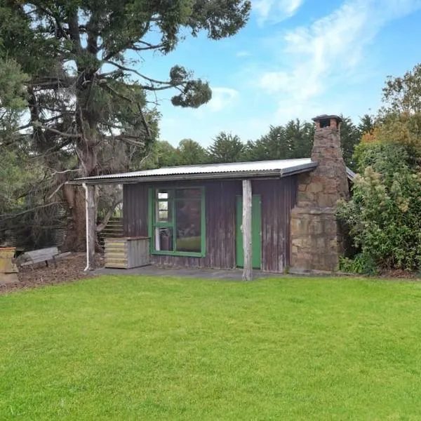 Mt Elephant Forrest Cabin, hotel in Four Mile Creek